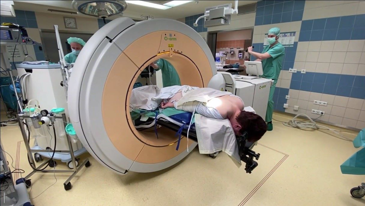 Winglet Originals #025: Robotics in Spinal Surgery – thumbnail 4 of 12