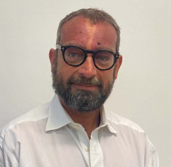 Professor<br>Alexander Berth, M.D.