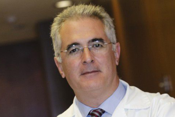 <br>Ricardo de Casas, M.D.