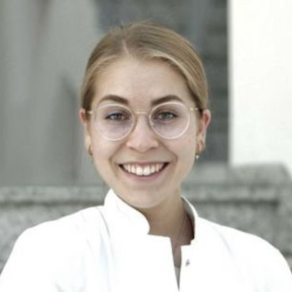 <br>Larissa Eckl, M.D.