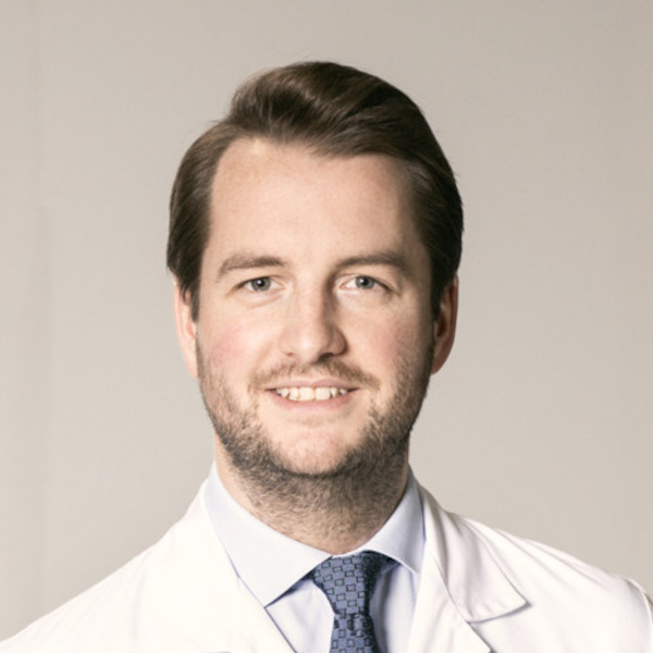 Dr. med.<br>David Endell