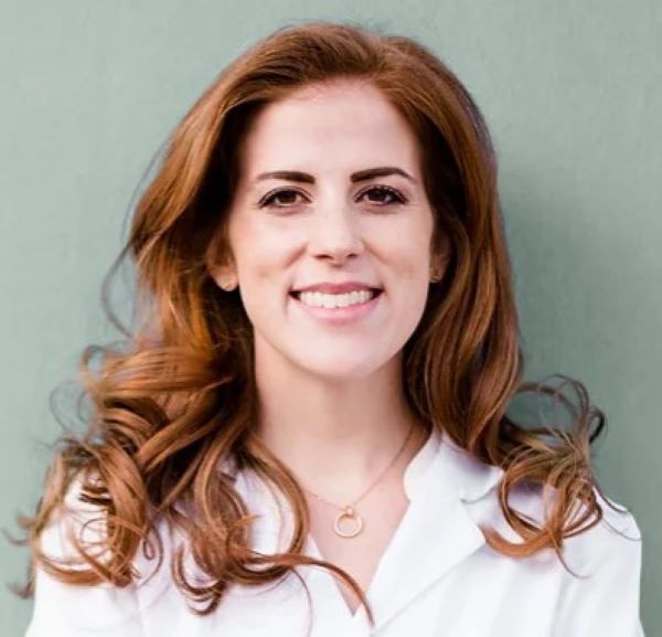 Dr. med.<br>Julia Katharina Frank