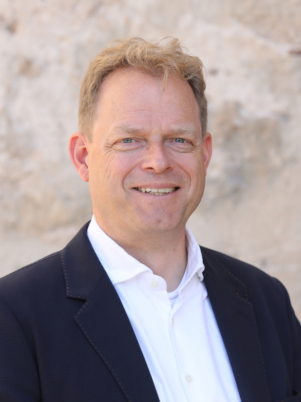 Priv.-Doz. Dr. med.<br>Dominik Franz