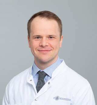Priv.-Doz. Dr. med.<br>Jannik Frings