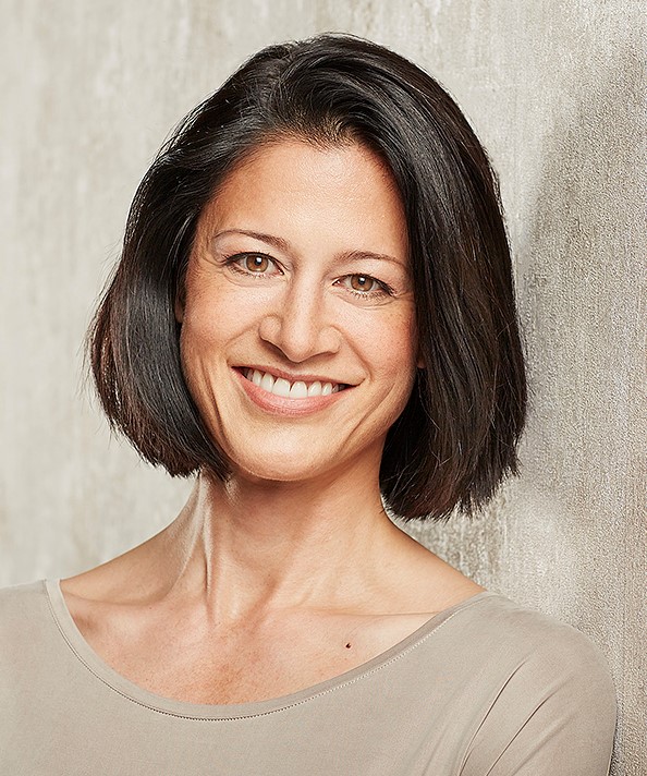 Dr. med.<br>Mellany Galla