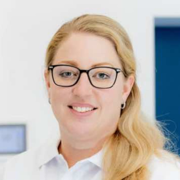 Priv.-Doz. Dr. med.<br>Stephanie Geyer