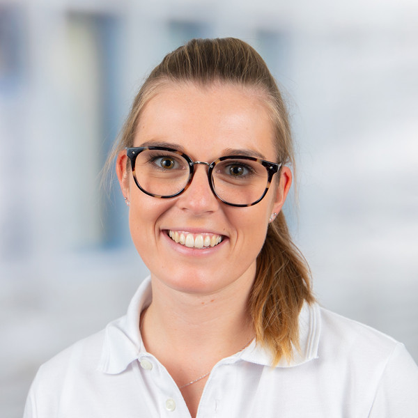 Ass. Dr. med.<br>Lisa Hainzer