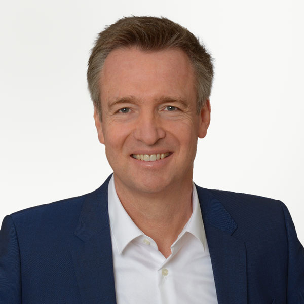 Dr.<br>Andreas Hartung