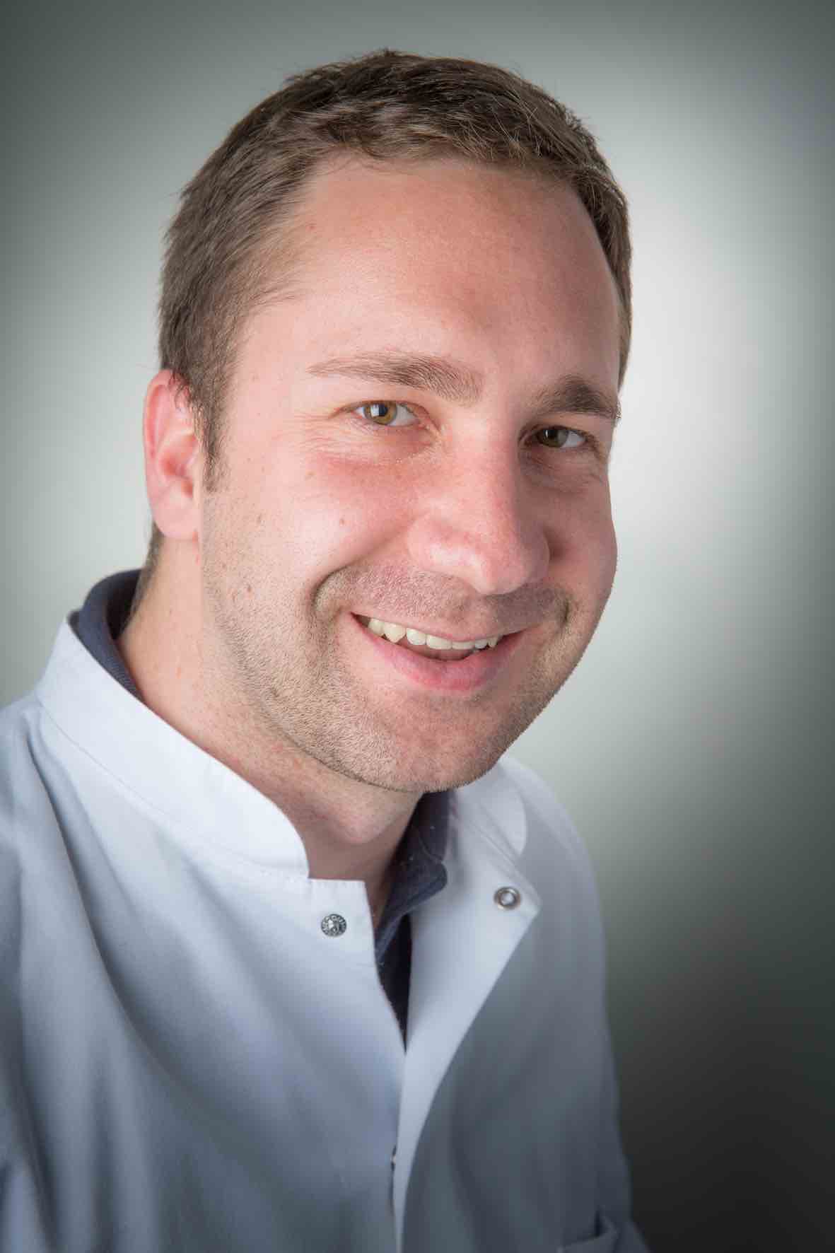Priv.-Doz. Dr. med. univ.<br>Elmar Herbst