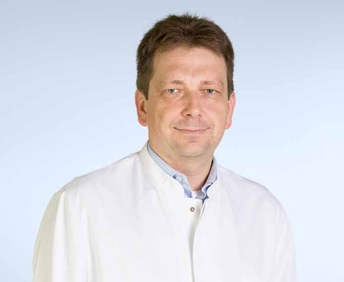 Univ.-Prof. Dr. med.<br>Frank Hildebrand, MHBA