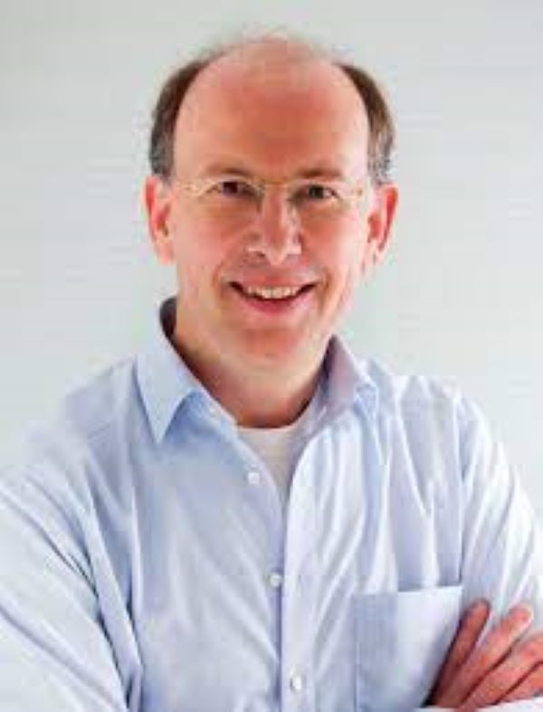 Dr. med.<br>Christian Karl