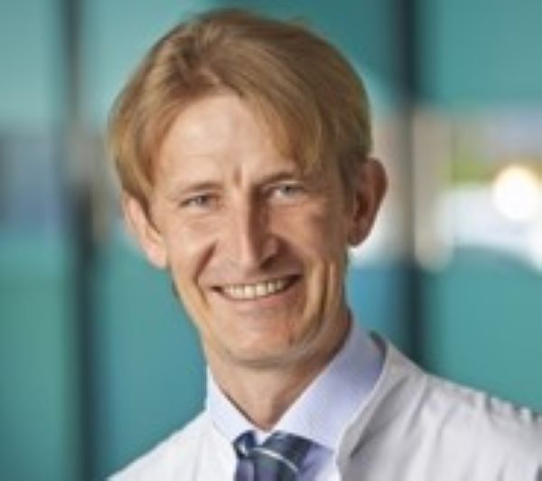 Professor<br>Peter Douglas Klassen, M.D.