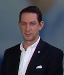 Dr.<br>Nicolas Krämer, Dipl.-Kfm.
