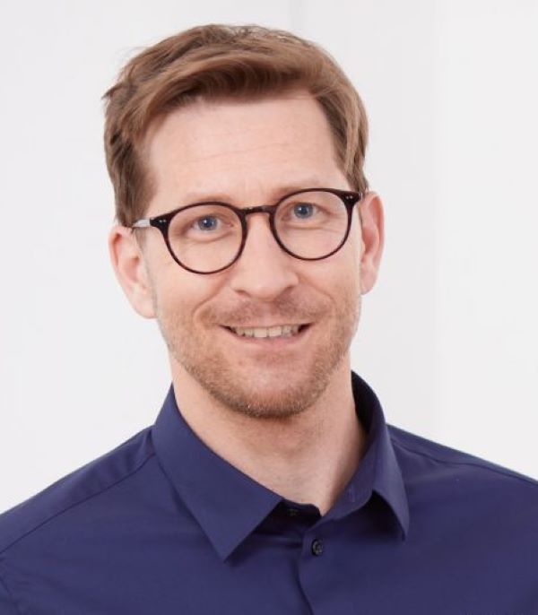 Professor<br>Karl Philipp Kutzner, M.D.