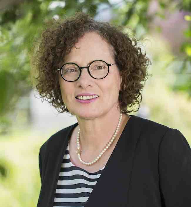 Dr. med.<br>Britta Menne