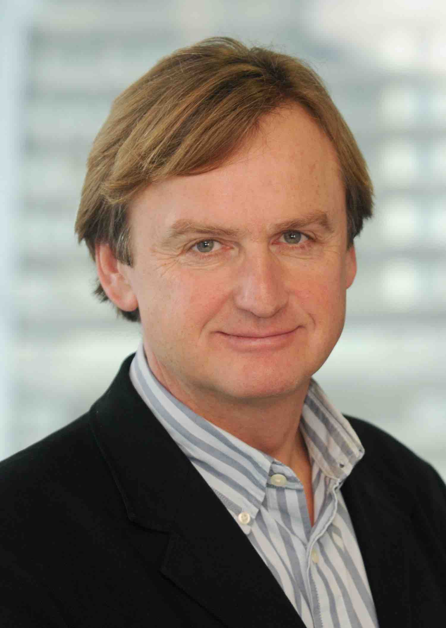 Professor<br>Stefan Nehrer, M.D.