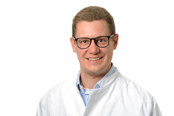 Professor<br>Carl Neuerburg, M.D.