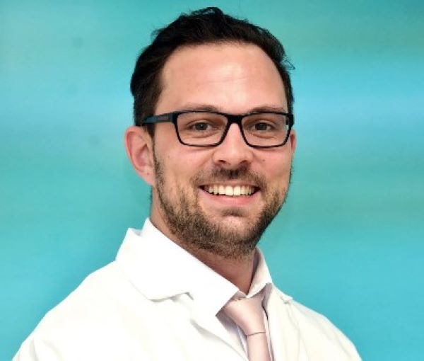 Prim. Prof. Dr. Dr.<br>Reinhold Ortmaier