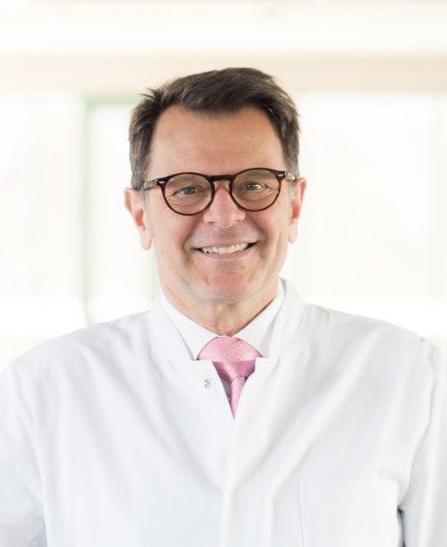 Prof. Dr. med.<br>Tobias Pitzen