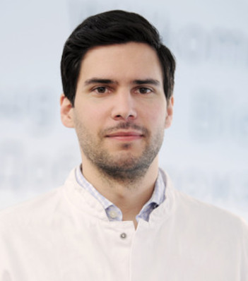 Professor<br>Matthias Pumberger, M.D.