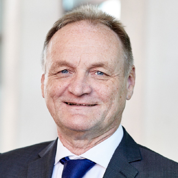 Prof. Dr. med.<br>Andreas Seekamp
