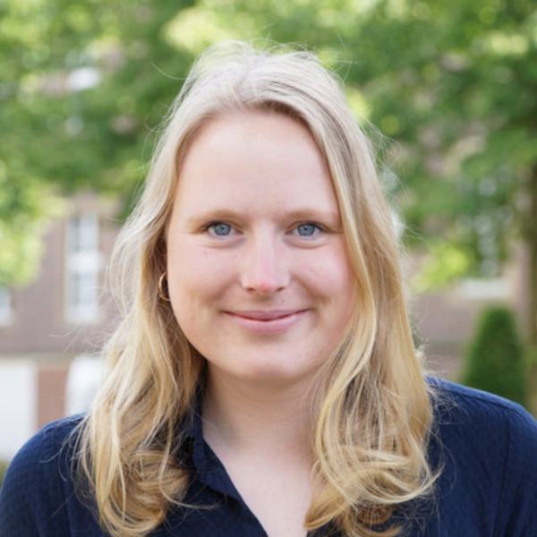 Dr. med.<br>Julia Sußiek