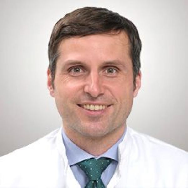 Priv.-Doz. Dr. med. Dipl.-Phys.<br>Arnd Viehöfer