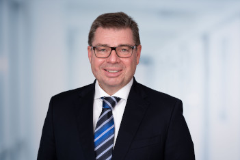 Univ.-Prof. Dr. med.<br>Dieter C. Wirtz