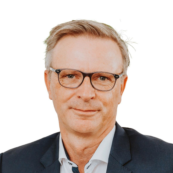 <br>Wolfgang Zinser, M.D.